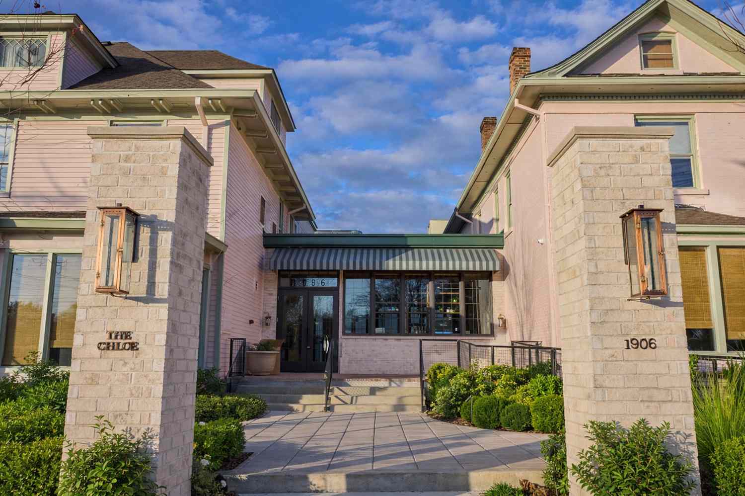 Inside The Chloe Nashville: A 1920s Boutique Gem for Modern Music Lovers